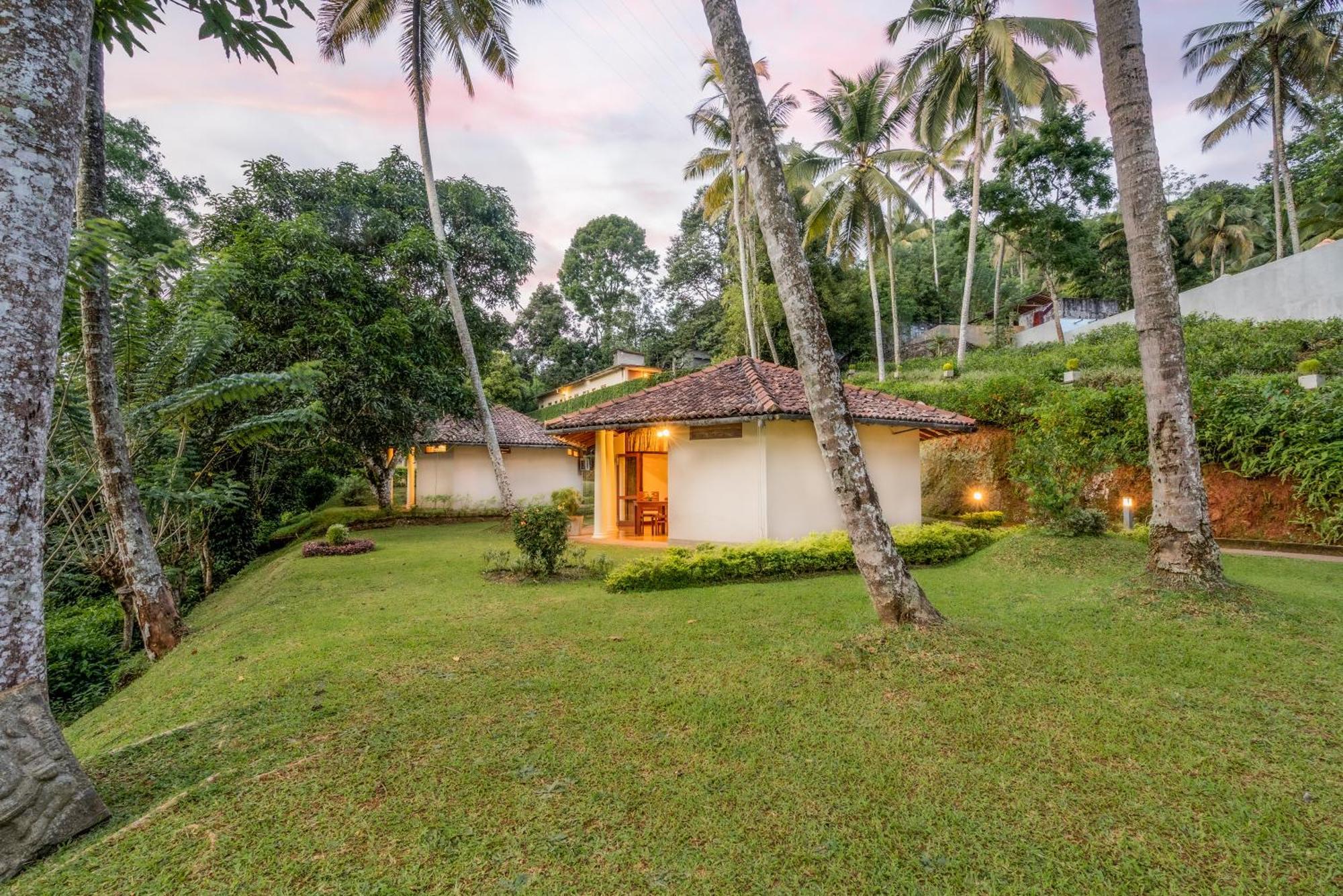 Athulya Villas, Kandy Kadugannawa Exterior foto